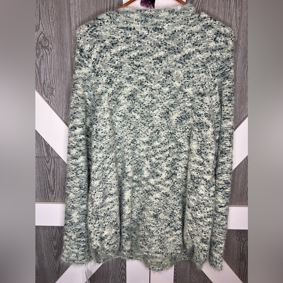 B11.15 NWT Skye’s the Limit Speckled Popcorn Sweater (Plus Size) 1X - Picture 6 of 10